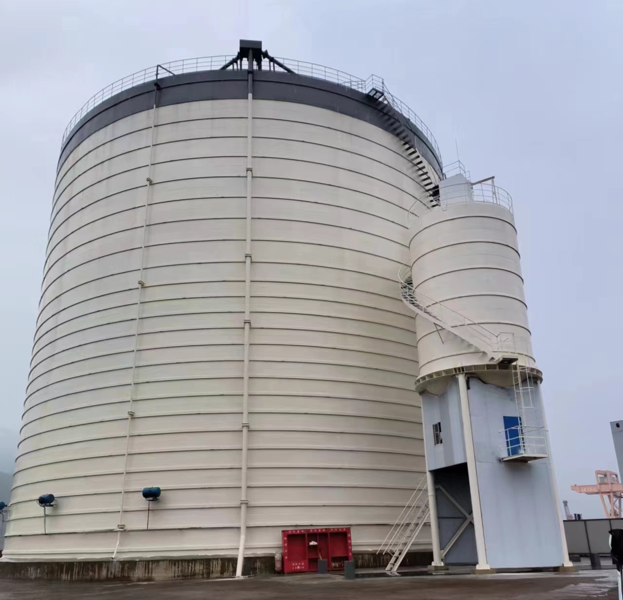 合山10万吨水泥钢板库